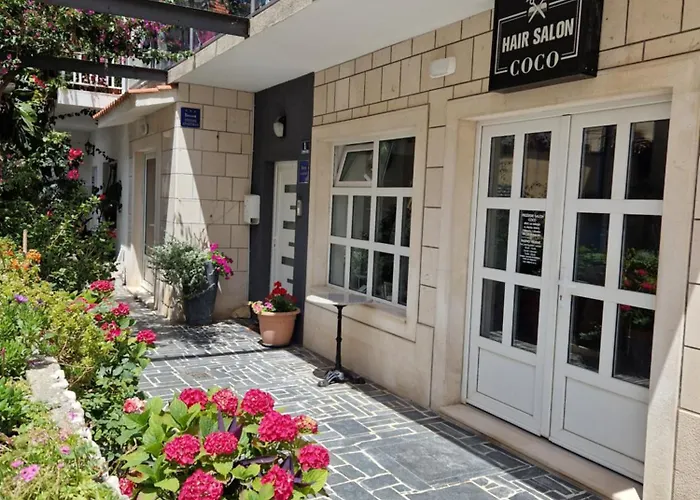 Studio Apartman Zana