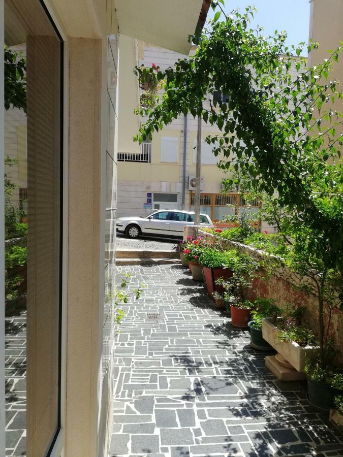 Zana Apartment